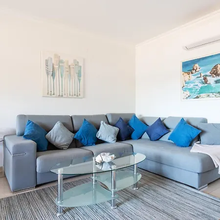 Central 2 With Pool By Homing Apartment